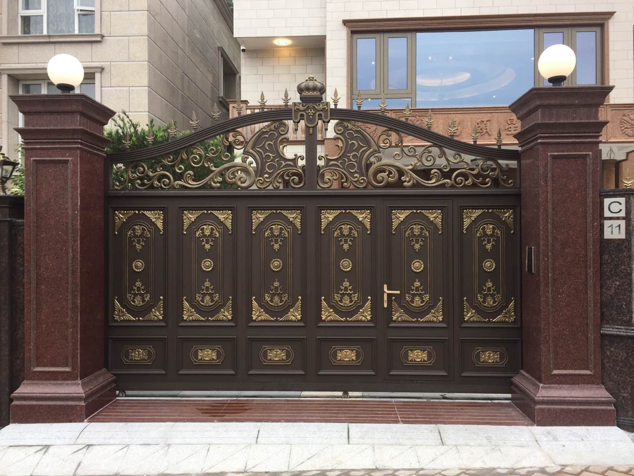 深圳云深處別墅庭院門(mén)